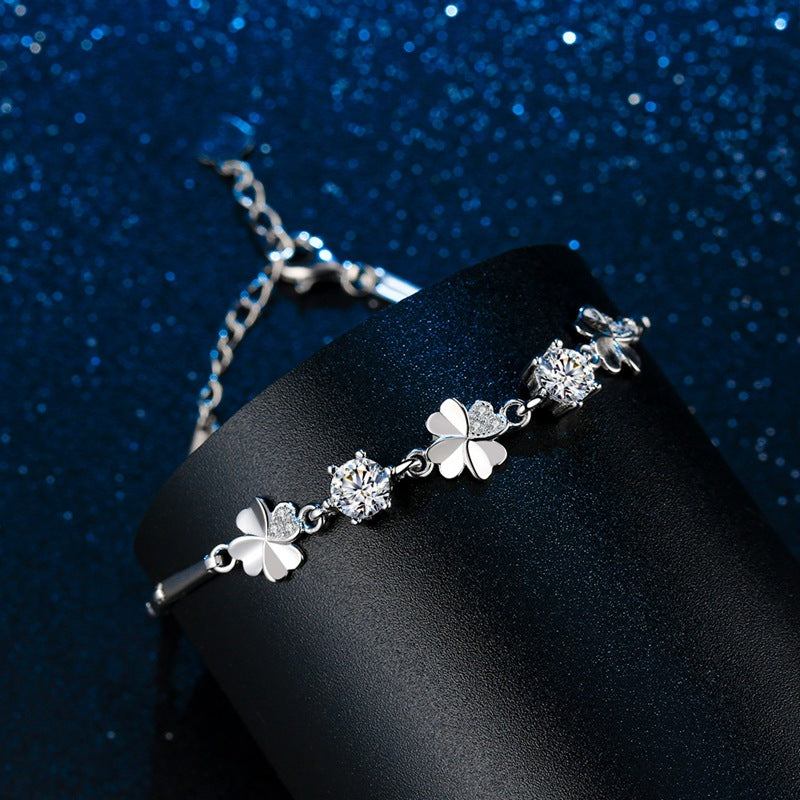 Pulseira Trevo Moissanite