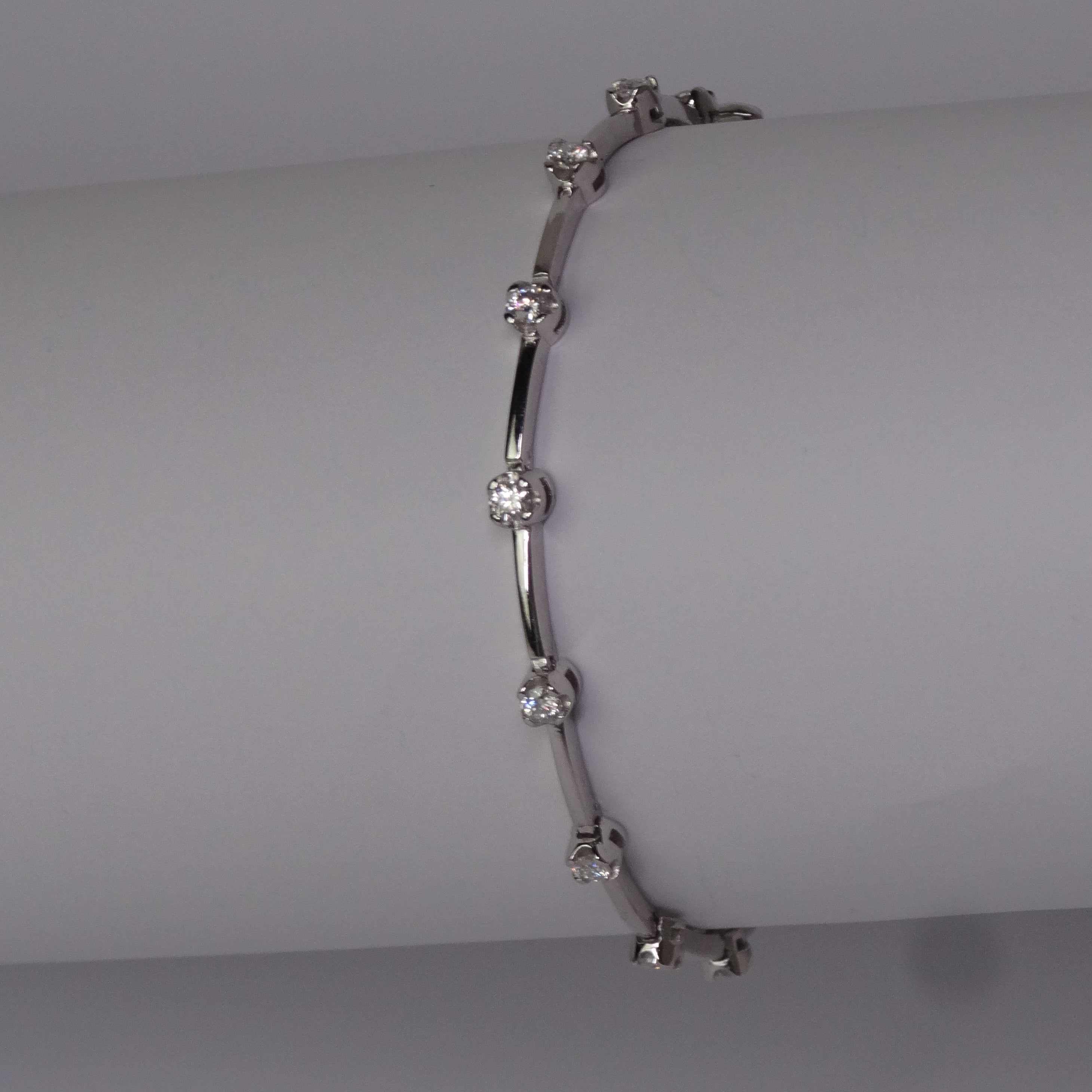 Riviera Fio Faca Moissanite