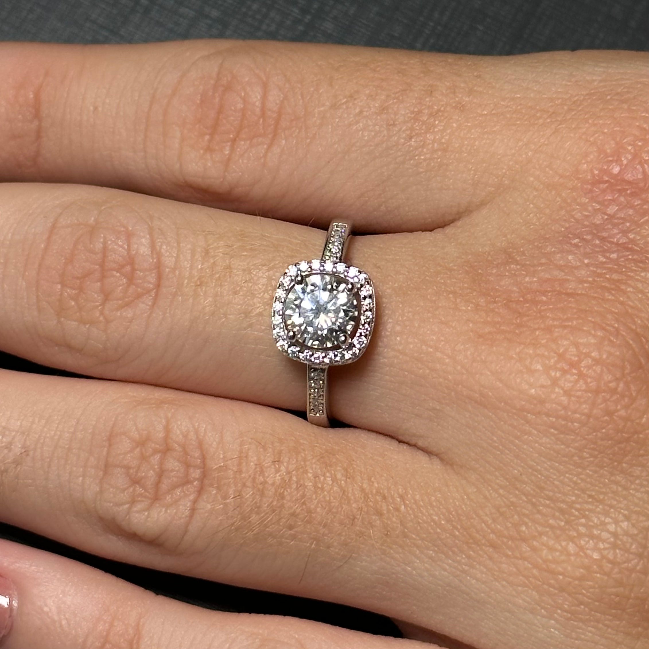 Anel Classic Moissanite